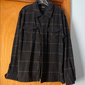 Express Men's Dark Plaid Shirt Jacket